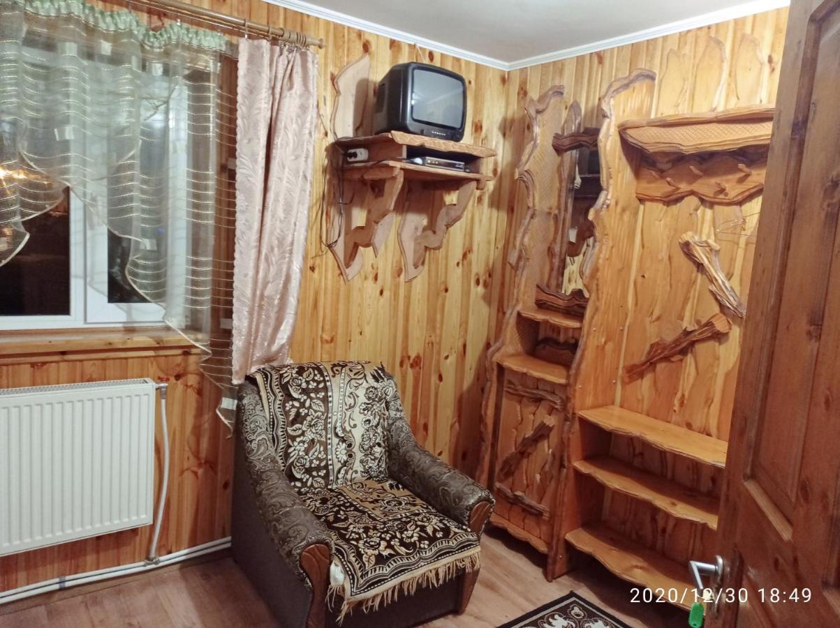 "Різьбярська Садиба" スラブスク 部屋 写真