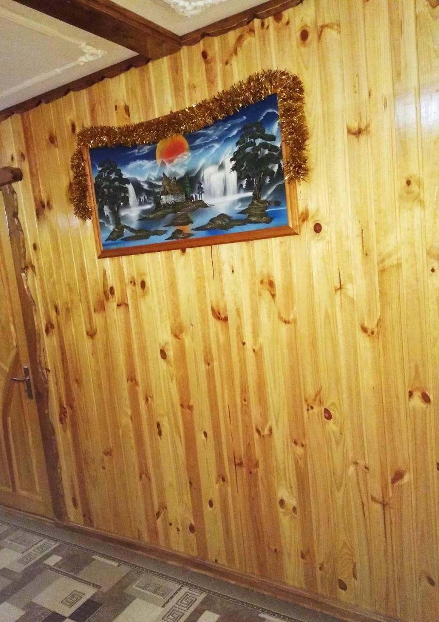 "Різьбярська Садиба" スラブスク エクステリア 写真